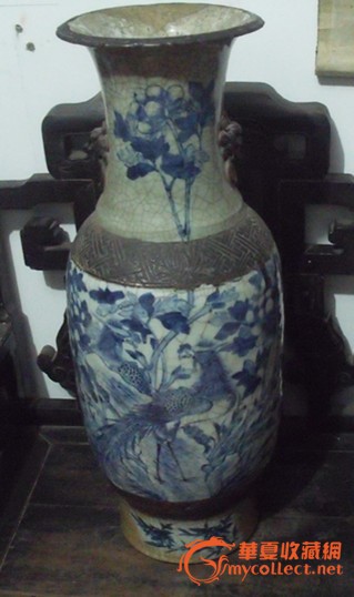 成化年制款花鸟纹哥釉青花瓶