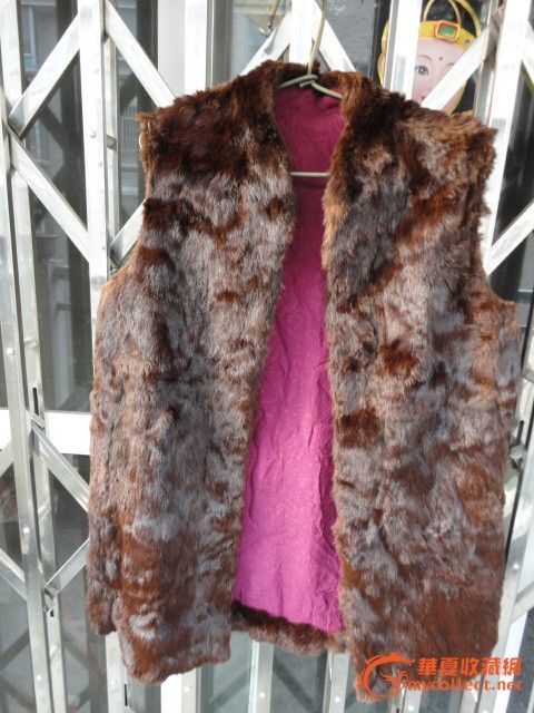 民国晚期富贵人穿的紫貂<em>皮女马夹</em>_民国晚期富