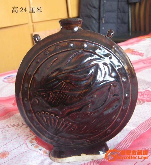 清代酱釉双鱼扁壶_清代酱釉双鱼扁壶价格_清代酱釉扁