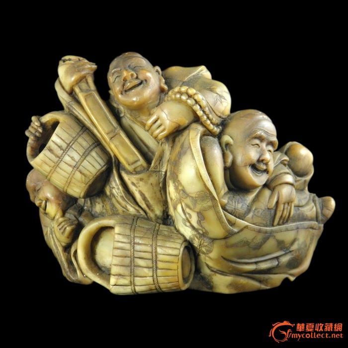 三个和尚挑水喝寿山石摆件_三个和尚挑水喝寿