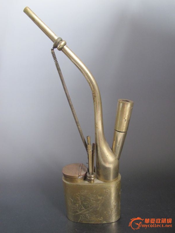 铜质水烟壶