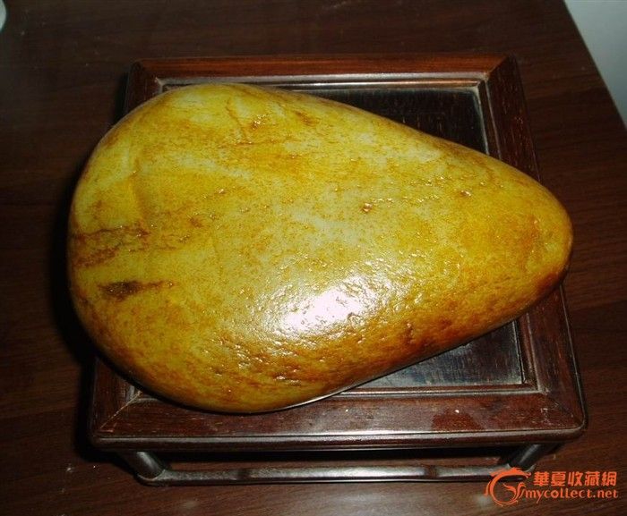 新疆和田洒金皮籽料原石1450克