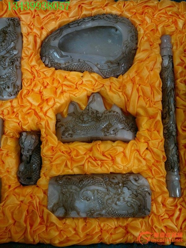 地摊 玉器 其它 > 大清乾隆年和田玉精雕【文房四宝】一套